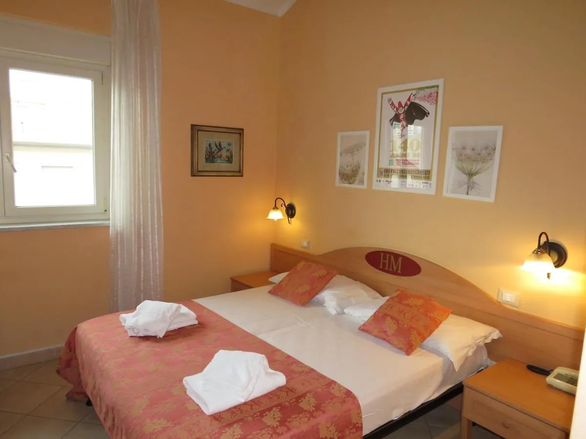 Hotel Massimo Виареджо