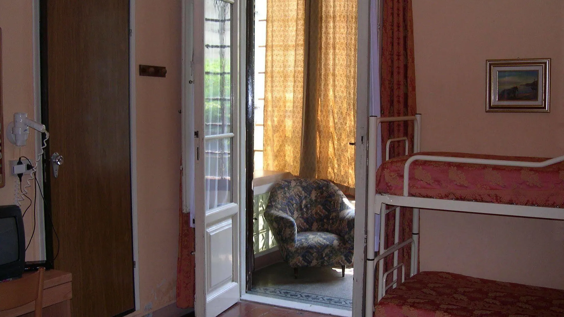 Hotel Massimo Виареджо