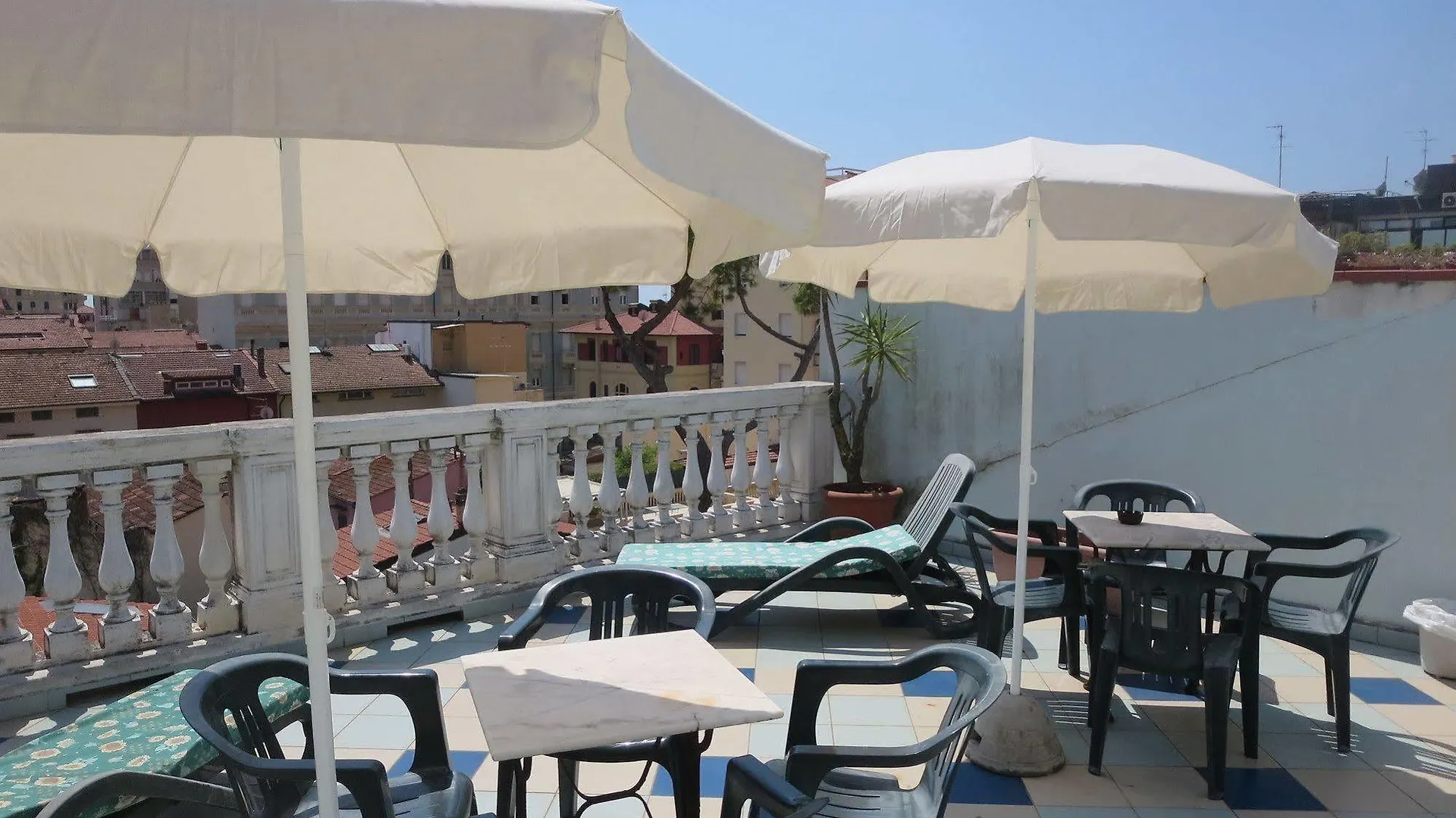 Hotel Massimo Виареджо