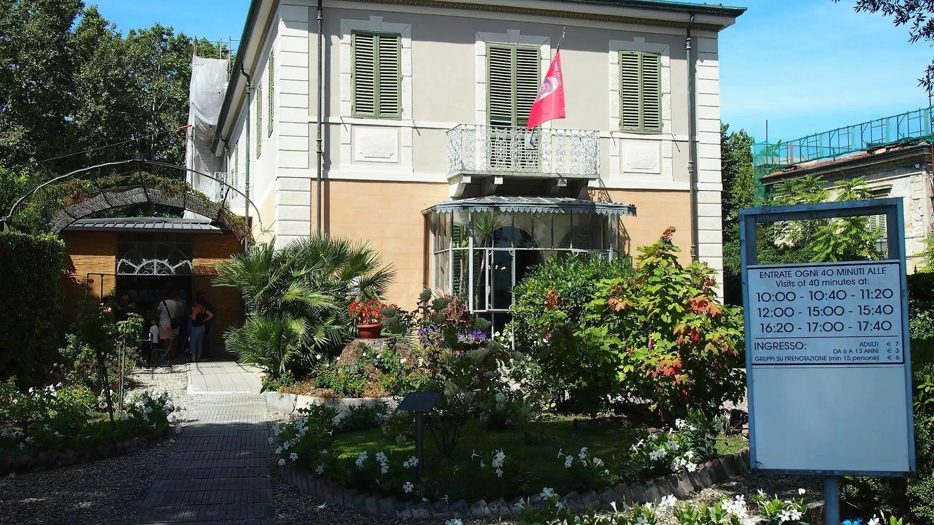 Hotel Massimo Виареджо