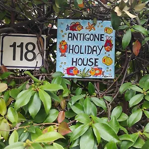Antigone Holiday House Casa vacanze Mondello
