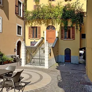 Antico Palazzo Signorile Appartamento Salò